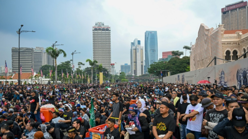 Des dizaines de milliers de Malaisiens manifestent contre la vie ch&egrave;re et le manque de r&eacute;formes