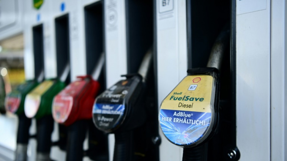 Nach Feuerpausen-Einigung: Sofortige Preissenkungen an Tankstellen bleiben aus