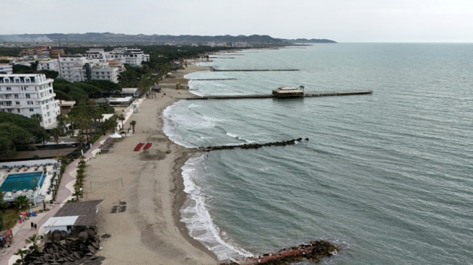 El calentamiento global y el boom turístico amenazan el litoral de Albania