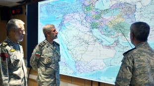 Israël mène des raids intenses à Téhéran, cible les Gardiens et la prison d'Evine