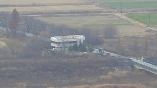 Soldato nordcoreano passa linea fortificata e fugge in Corea Sud