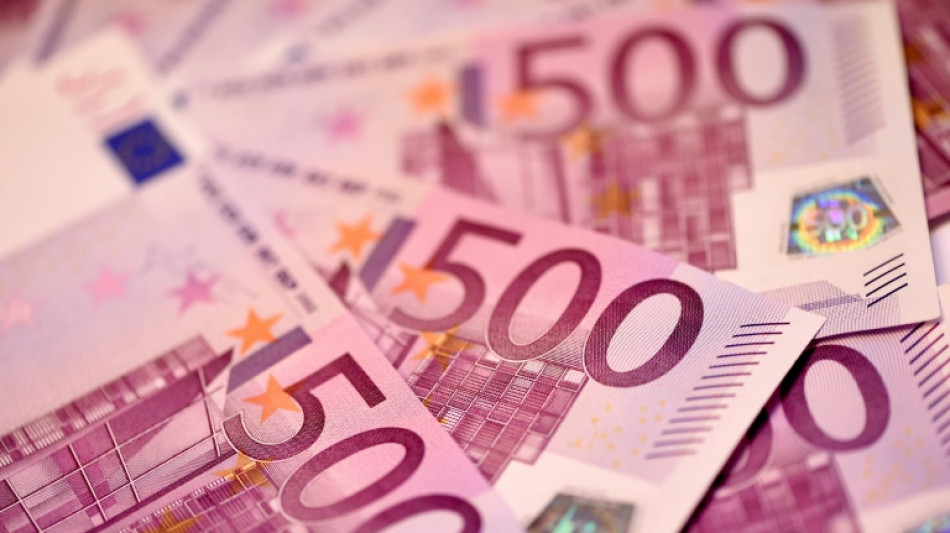 Regierungsfraktionen: 1000-Euro-Pr&auml;mie wird bis Mitte 2027 verl&auml;ngert