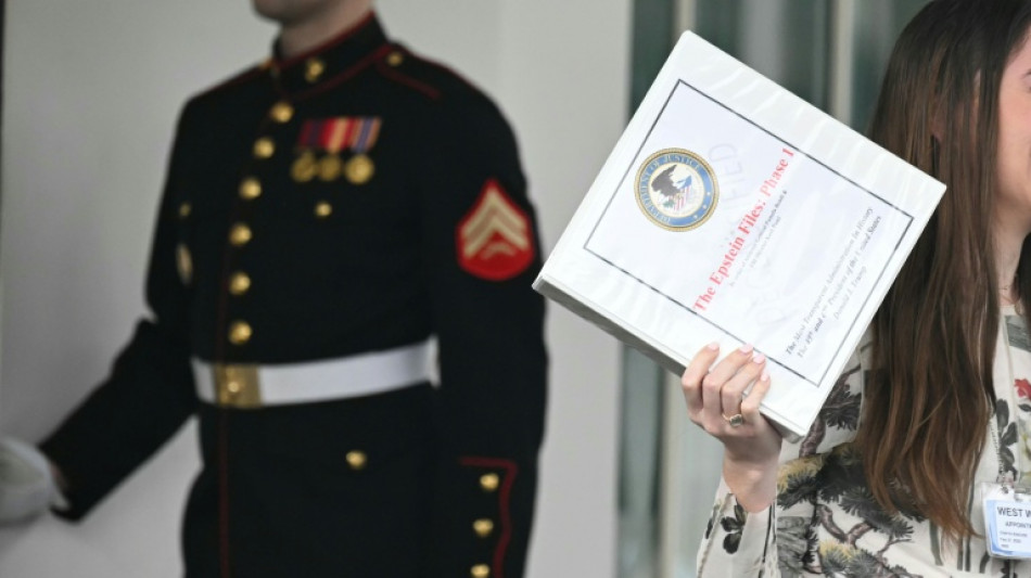 Trump critica a sus propios seguidores por el caso Epstein