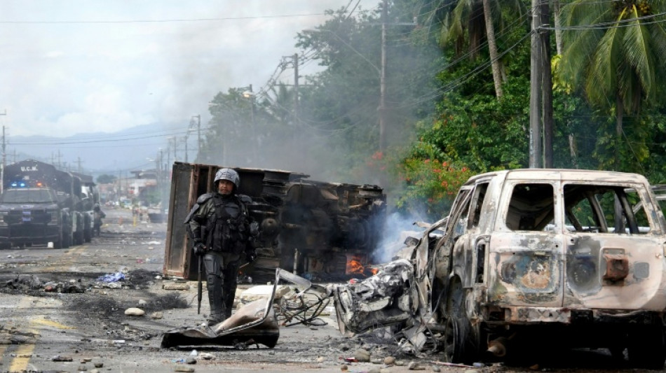Trabajadores despedidos piden a bananera de EEUU reanudar operaciones en Panamá