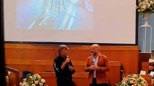 Piccioli, vestiti e potenza immagini per scardinare pregiudizi