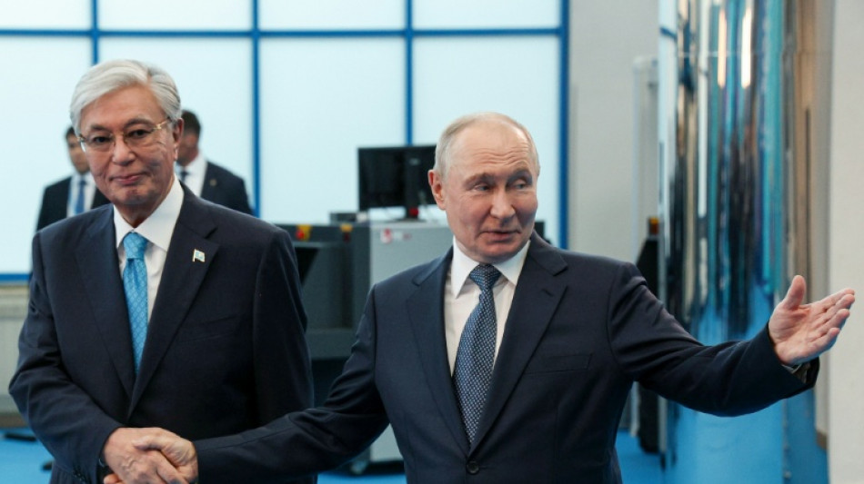 El presidente de Kazajist&aacute;n dice a Putin que la guerra en Ucrania debe terminar