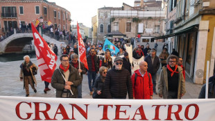 Lavoratori Fenice, 'traditi valori di dialogo e trasparenza'