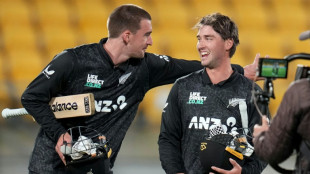 England's batting exposed as New Zealand seal ODI series sweep