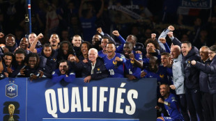 Fran&ccedil;a goleia Ucr&acirc;nia (4-0) e se classifica para Copa do Mundo de 2026