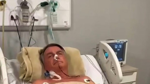 Bolsonaro, em cuidados intensivos, está em condição 'estável', segundo seus médicos