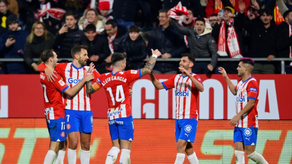 Girona visita lanterna Almer&iacute;a com rivais pelo t&iacute;tulo na Ar&aacute;bia Saudita