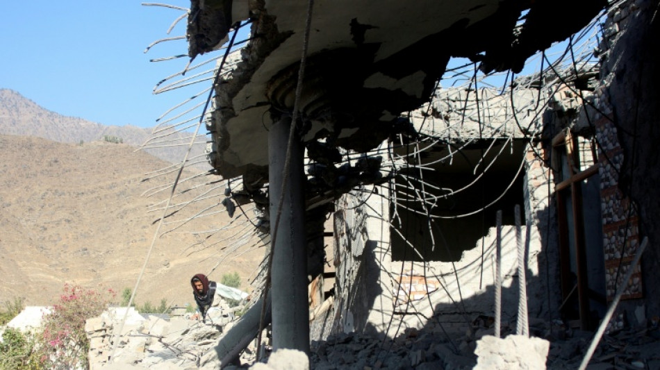 Ataques no Afeganist&atilde;o atribu&iacute;dos ao Paquist&atilde;o deixam pelo menos 10 mortos