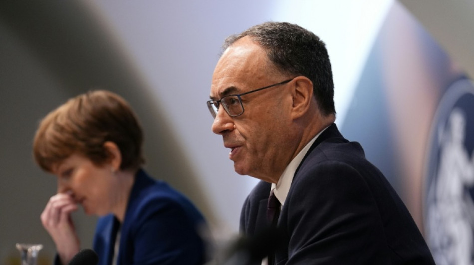 Le gouverneur de la Banque d'Angleterre "très inquiet" des menaces sur l'indépendance de la Fed