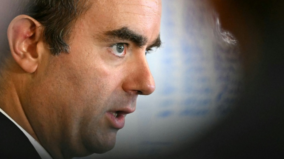 Le gouvernement Lecornu 2 entre en fonction, pour combien de temps ?