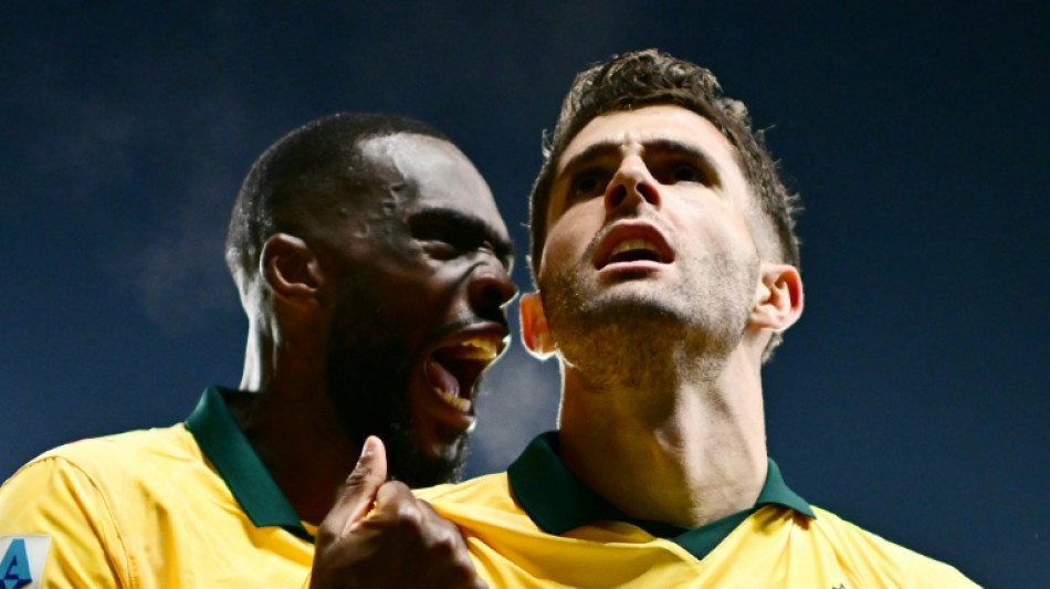 Milan vence de virada na visita ao Torino (3-2) e recupera lideran&ccedil;a do Italiano