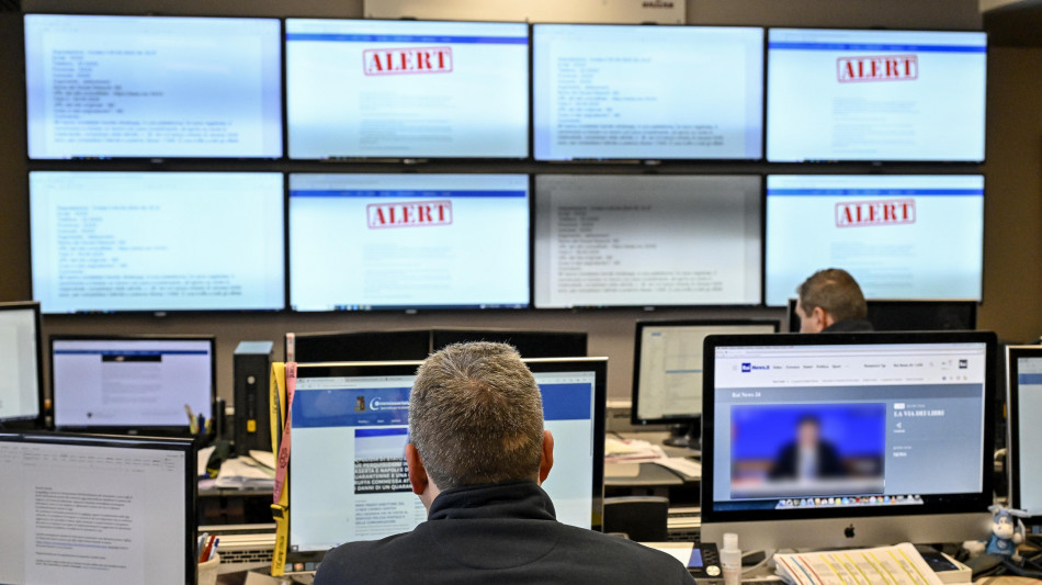 Triplicate le imprese che adottano l'IA ma sono ancora solo il 18%