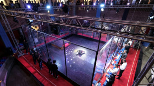 En Iran, les futurs prodiges de la tech en d&eacute;cousent sur le ring avec leurs robots