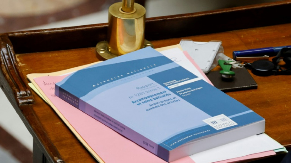 Fin de vie: les députés entament l'examen du volet "soins palliatifs" dans l'hémicycle