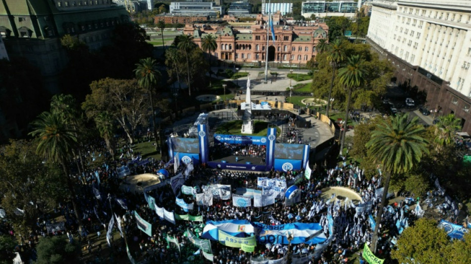 Argentine: les syndicats manifestent contre l'aust&eacute;rit&eacute; de Milei, promettent de durcir les conflits