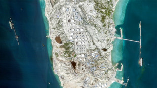 EEUU bombardea el principal centro petrolero de Ir&aacute;n en el Golfo