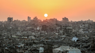 Israel recebeu corpo de um ref&eacute;m entregue pelo Hamas &agrave; Cruz Vermelha em Gaza