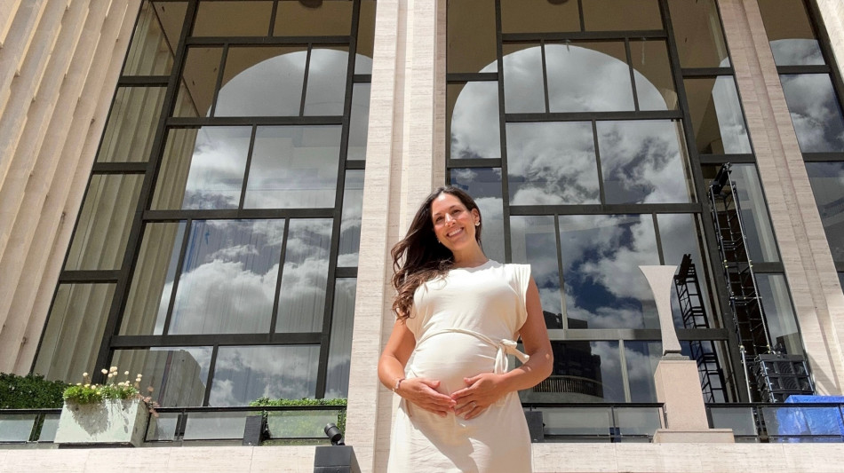 Federica Lombardi apre la stagione del Met e poi va in maternità