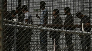 Adolescente morre sob custódia do serviço migratório dos EUA