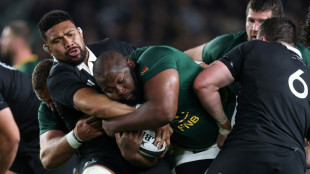 'Gutsy' All Blacks beat Springboks to extend Eden Park record