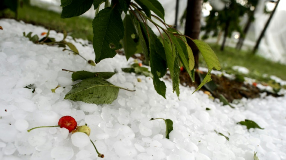 Orages de grêle et fortes pluies dans le Sud-Ouest, un train évacué