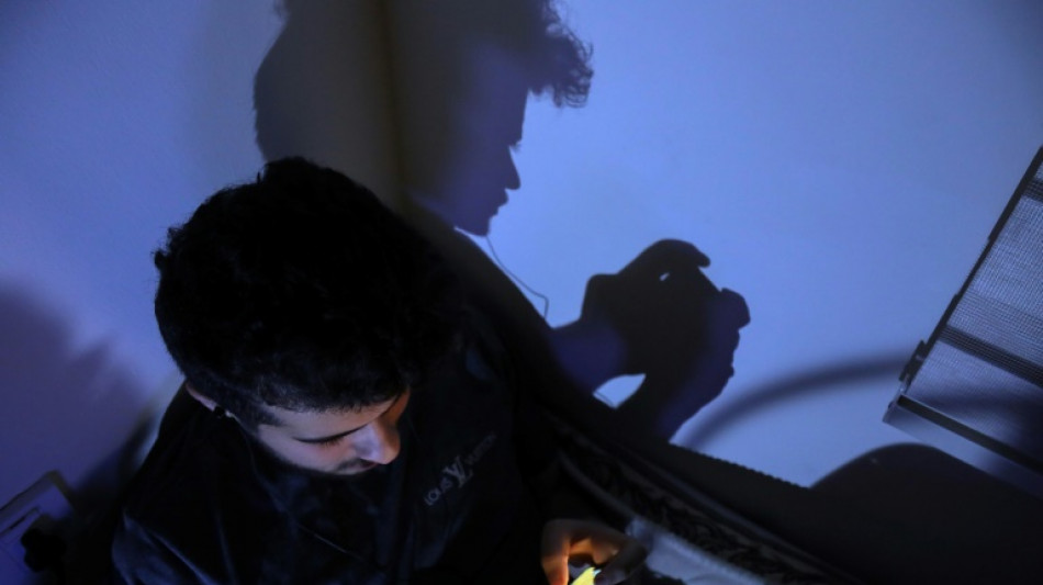 Des adolescents soupçonnés de terrorisme, happés dans l'engrenage de vidéos "ultra violentes"