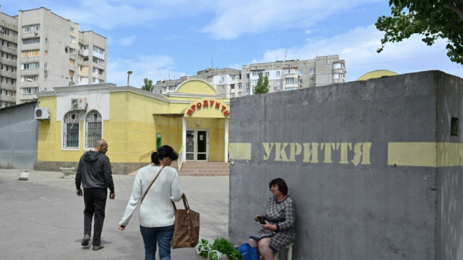 Un muerto y dos heridos en ataques rusos en la ciudad ucraniana de Jersón