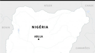 Explos&atilde;o de caminh&atilde;o-tanque deixa ao menos 140 mortos na Nig&eacute;ria