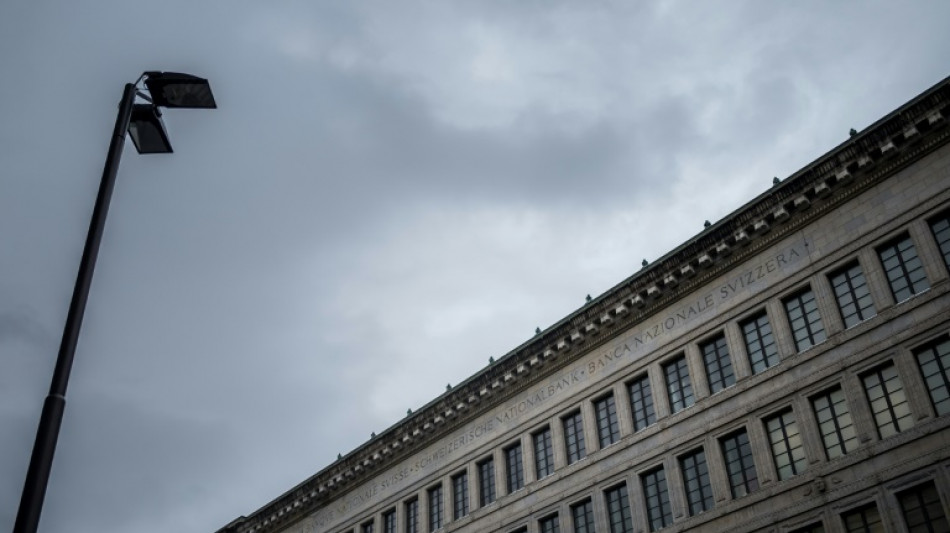 La banque centrale suisse ramène son taux directeur à 0%, sans franchir le pas du taux négatif 
