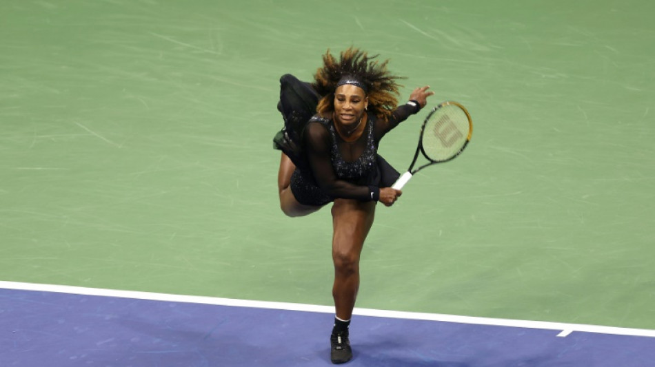 Serena Williams gana en su debut en el US Open y retrasa su despedida del tenis