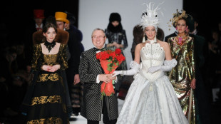 Le couturier russe Slava Za&iuml;tsev, le "Dior rouge", est d&eacute;c&eacute;d&eacute; &agrave; 85 ans