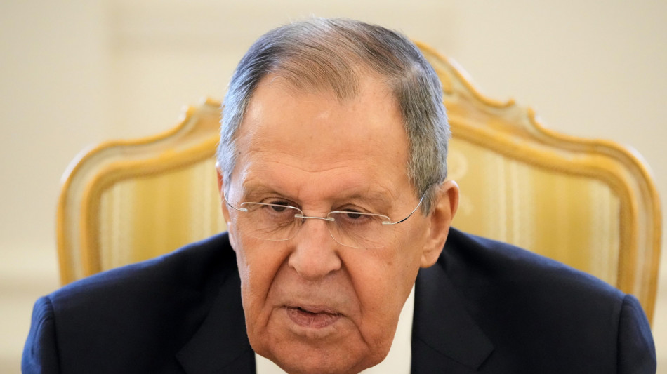 Lavrov, 'gli Usa abbandonino il linguaggio degli ultimatum all'Iran'