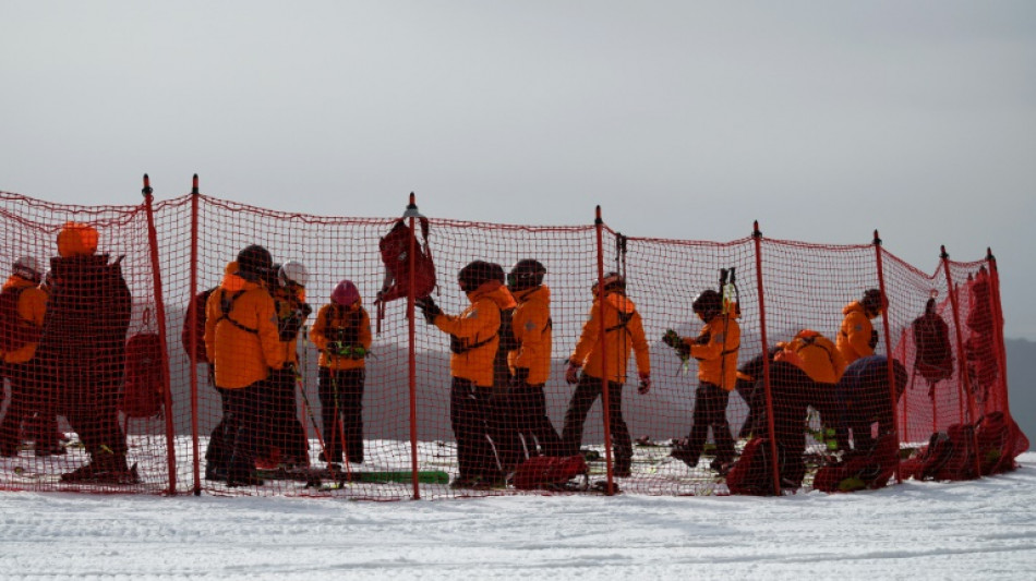 JO-2022: "C'était pas évident!", des médecins deviennent pros du ski