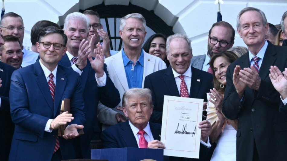 Trump promulgue sa "grande et belle loi" budg&eacute;taire pour la f&ecirc;te nationale