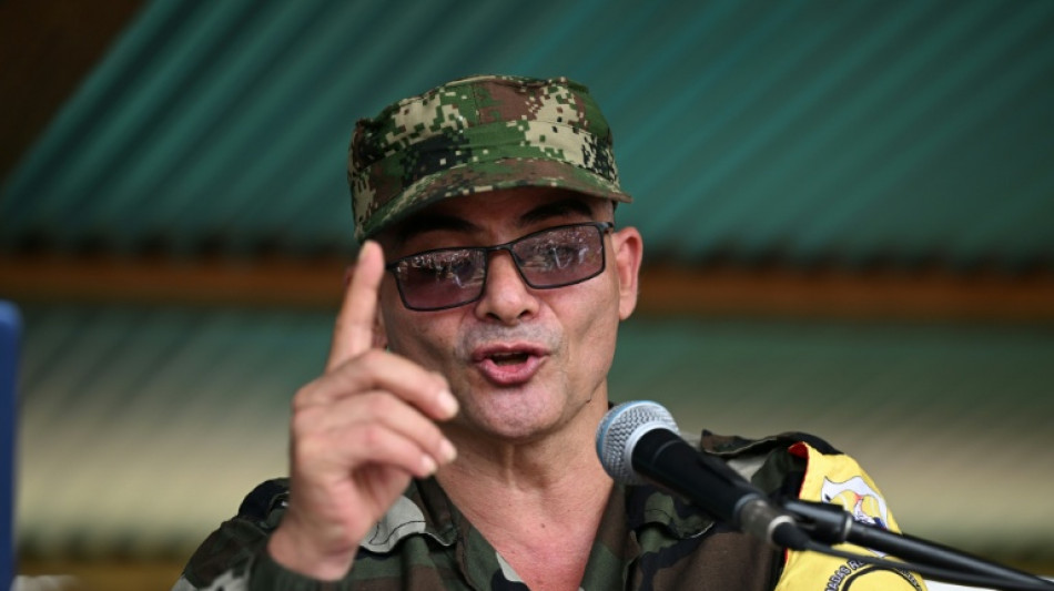El guerrillero m&aacute;s buscado de Colombia amenaza las elecciones tras los bombardeos de Petro