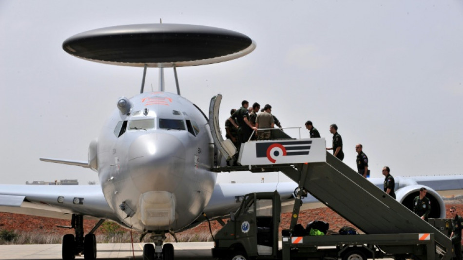 L'arm&eacute;e fran&ccedil;aise s'appr&ecirc;te &agrave; mettre fin &agrave; sa pr&eacute;sence permanente au S&eacute;n&eacute;gal