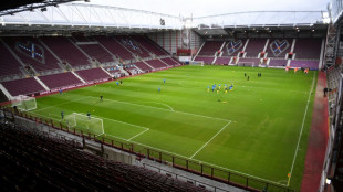 McInnes wants Tynecastle in 'full glory' for Hearts title charge