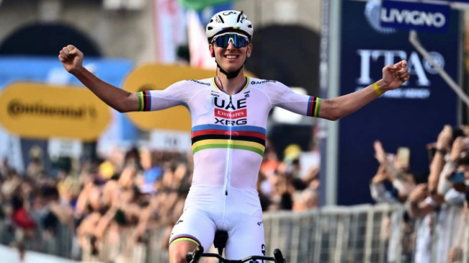 Cyclisme: Pogacar et UAE d'une main de fer