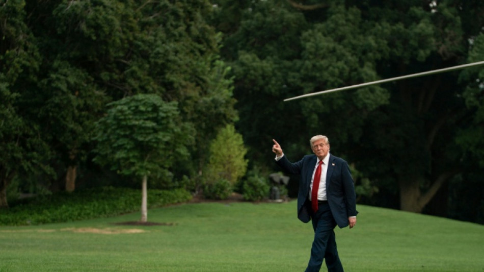 Trump avisa de un "anuncio de gran magnitud" sobre Rusia antes de su reunión con el jefe de la OTAN