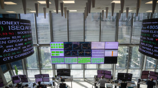 Borsa: Europa poco mossa, Wall Street chiusa, Milano +0,2%