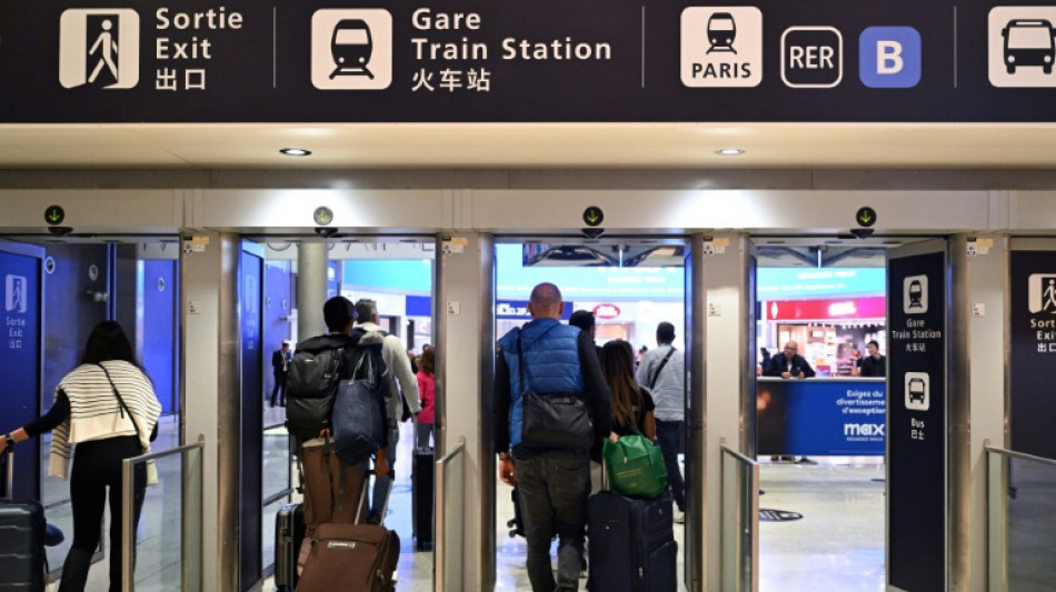 Préavis de grève de contrôleurs aériens français juste avant les vacances d'été