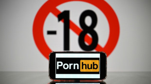 Protection des mineurs: l'UE &eacute;pingle des sites pornographiques et enqu&ecirc;te sur Snapchat