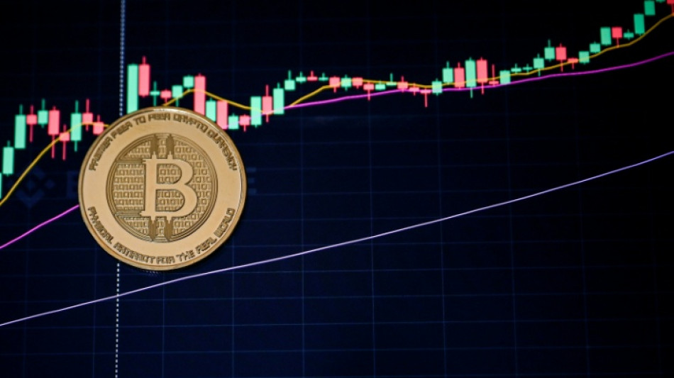 Le bitcoin bat un nouveau record et dépasse les 125.000 dollars