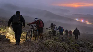 Polic&iacute;a rescata a diez ciclistas extraviados en las Lomas de Sama