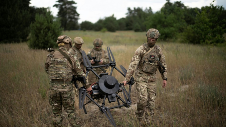 Ucrania pide apoyo "constante" tras anuncio de EEUU de suspensión de envío de algunas armas