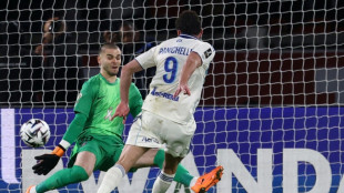 Ligue 1: le PSG surpris mais rescapé contre un excellent Strasbourg